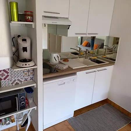 Helios 24, T2 Climatise, Parking, Terrasse, 500m Apartamento